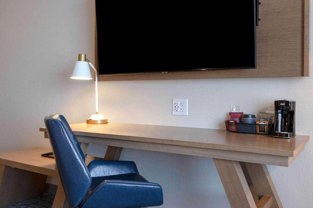 Fairfield By Marriott Inn & Suites Denver Airport At Gateway Park Eksteriør bilde